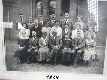 Hier ist das Kollegium der Nordstraße im Jahr 1924 zu sehen