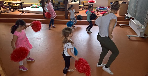 Kinder trainieren Tanz